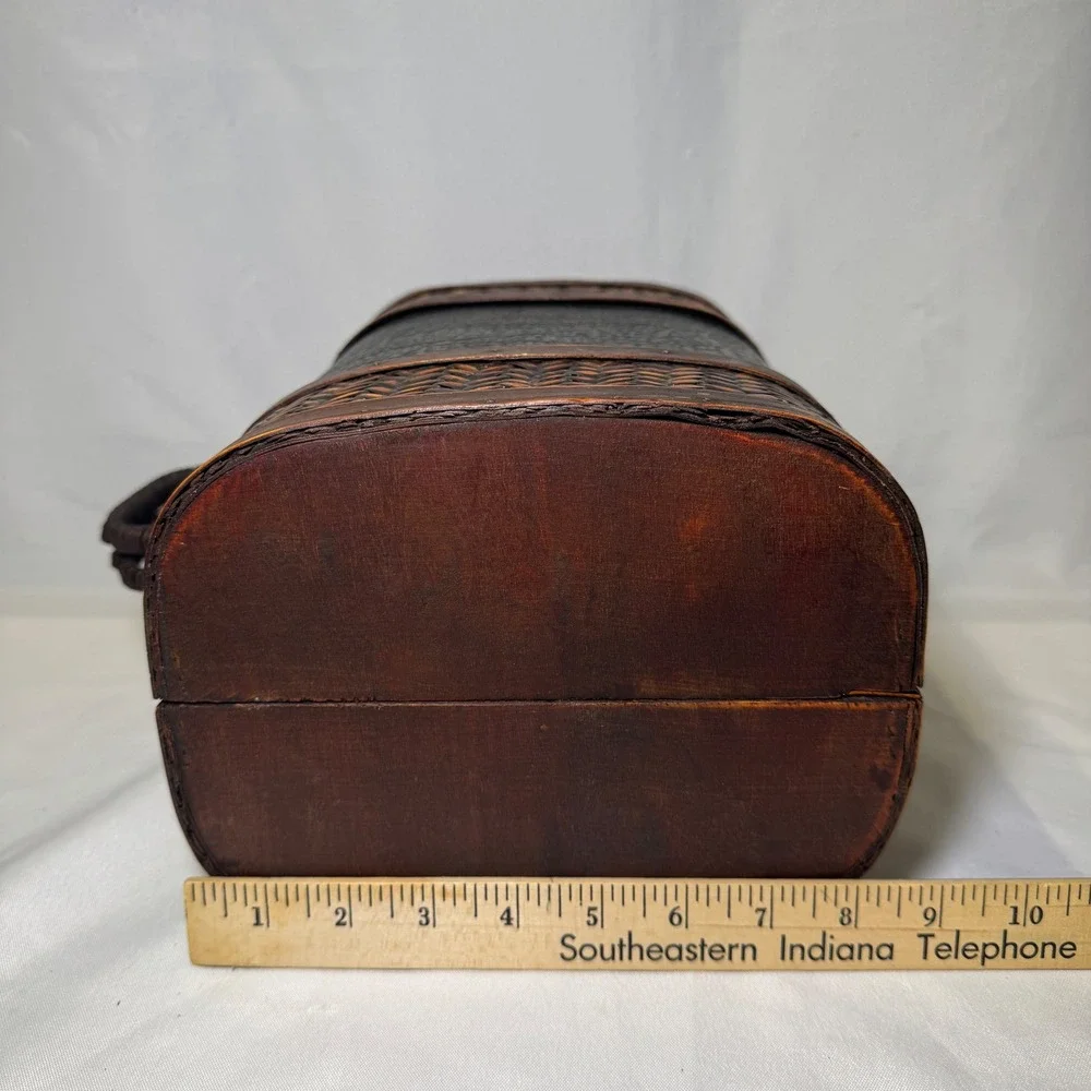 Vintage Woven Bamboo Leather Trunk Jewelry Box Keepsake Decorative Storage